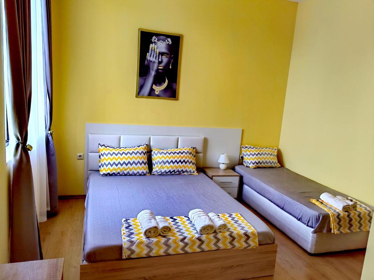Pool Apartment Amadeus Lux Slântsjev Brjag Eksteriør bilde